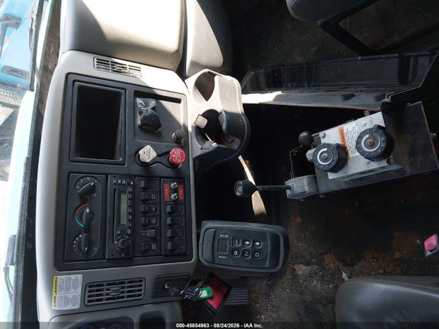 Продажа на аукционе авто 2010 International 4000 4300, vin: 1HTMMAAN6AH174389, номер лота: 45854963