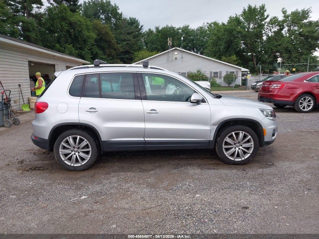 2012 Volkswagen Tiguan Se მანქანა იყიდება აუქციონზე, vin: WVGAV7AX9CW602869, აუქციონის ნომერი: 45854977