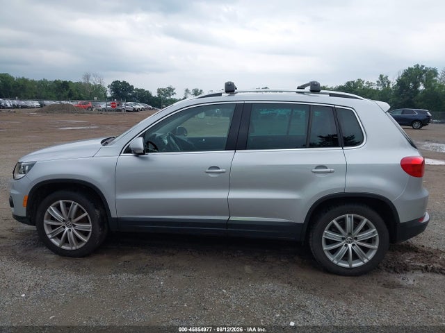 2012 Volkswagen Tiguan Se მანქანა იყიდება აუქციონზე, vin: WVGAV7AX9CW602869, აუქციონის ნომერი: 45854977