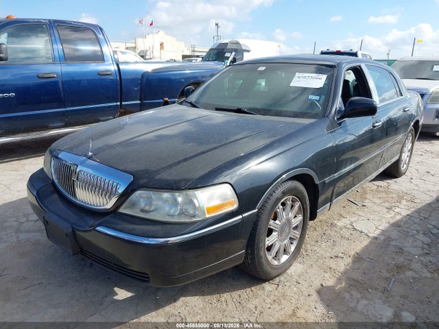 Aukcja sprzedaży 2006 Lincoln Town Car Signature Limited, vin: 1LNHM82V46Y635811, numer aukcji: 45855000