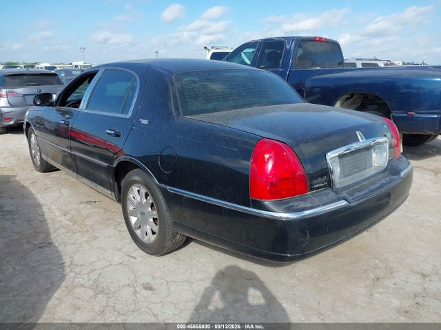 Aukcja sprzedaży 2006 Lincoln Town Car Signature Limited, vin: 1LNHM82V46Y635811, numer aukcji: 45855000