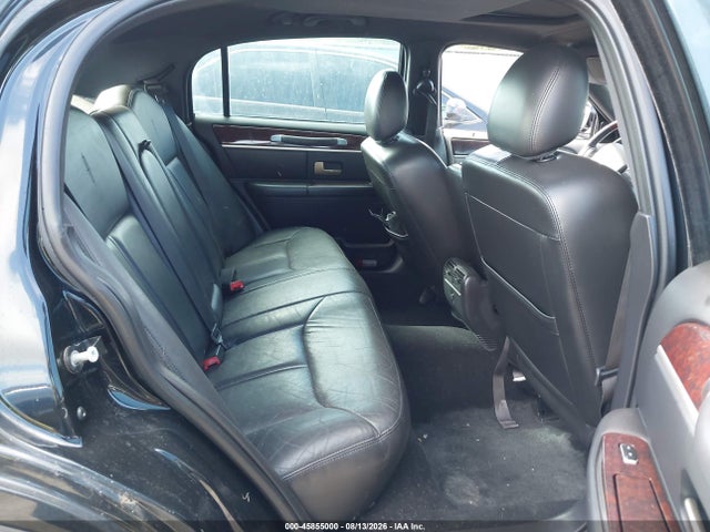 Aukcja sprzedaży 2006 Lincoln Town Car Signature Limited, vin: 1LNHM82V46Y635811, numer aukcji: 45855000