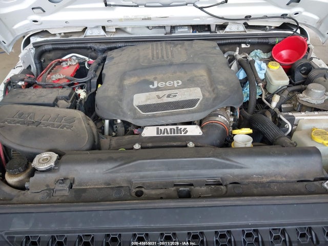 2015 Jeep Wrangler Unlimited Willys Wheeler მანქანა იყიდება აუქციონზე, vin: 1C4BJWDG7FL617371, აუქციონის ნომერი: 45855031