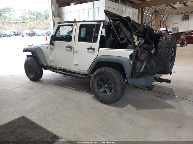 2015 Jeep Wrangler Unlimited Willys Wheeler მანქანა იყიდება აუქციონზე, vin: 1C4BJWDG7FL617371, აუქციონის ნომერი: 45855031