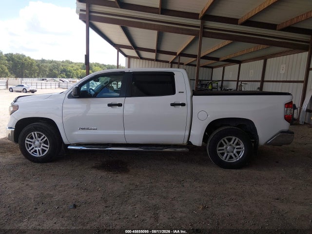 5TFEM5F13JX129205 Toyota Tundra Sr5 4.6l V8