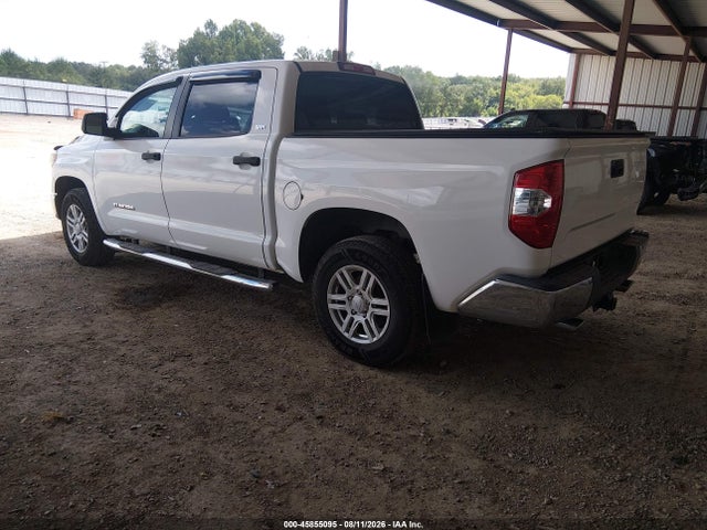 5TFEM5F13JX129205 Toyota Tundra Sr5 4.6l V8