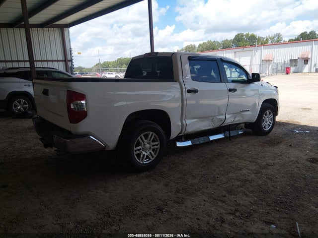 5TFEM5F13JX129205 Toyota Tundra Sr5 4.6l V8
