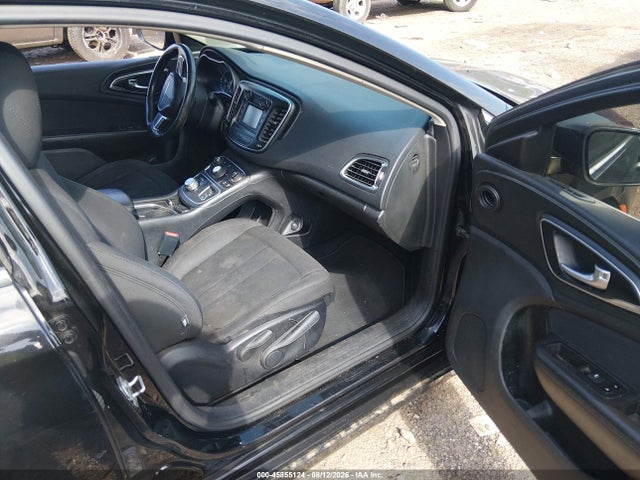 2016 Chrysler 200 Limited მანქანა იყიდება აუქციონზე, vin: 1C3CCCAB6GN154462, აუქციონის ნომერი: 45855124
