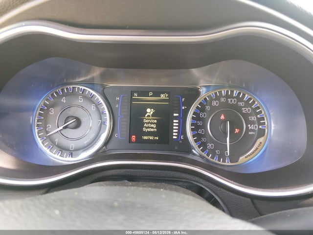 2016 Chrysler 200 Limited მანქანა იყიდება აუქციონზე, vin: 1C3CCCAB6GN154462, აუქციონის ნომერი: 45855124