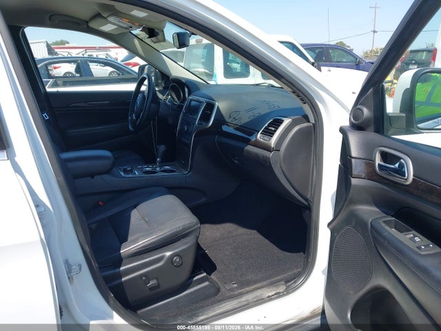 45855195 :رقم المزاد ، 1C4RJFAT3DC562110 vin ، 2013 Jeep Grand Cherokee Laredo Altitude مزاد بيع