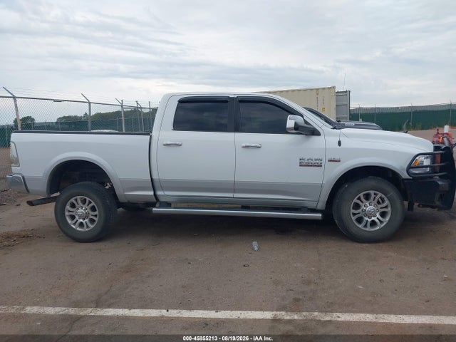 45855213 :رقم المزاد ، 3C6UR5FJ7HG532221 vin ، 2017 Ram 2500 Laramie  4x4 6'4 Box مزاد بيع