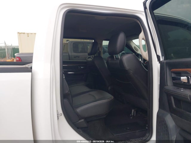 45855213 :رقم المزاد ، 3C6UR5FJ7HG532221 vin ، 2017 Ram 2500 Laramie  4x4 6'4 Box مزاد بيع