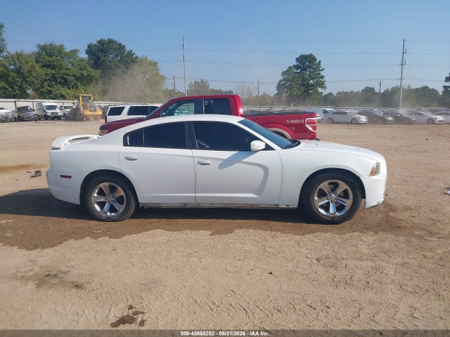 2014 Dodge Charger Se მანქანა იყიდება აუქციონზე, vin: 2C3CDXBG9EH137840, აუქციონის ნომერი: 45855252