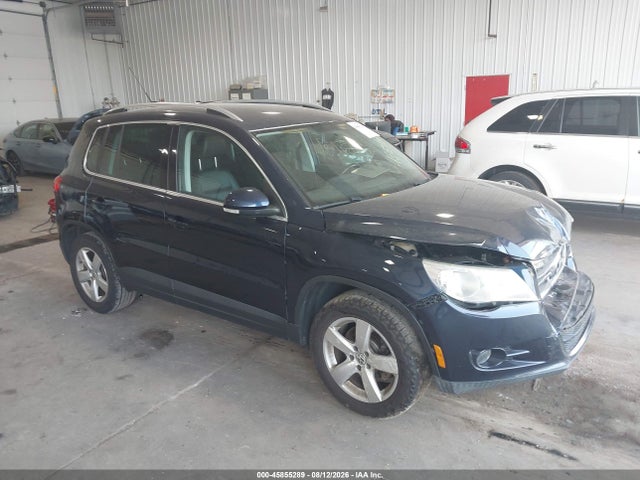 45855289 :رقم المزاد ، WVGAV7AX8BW528651 vin ، 2011 Volkswagen Tiguan Se مزاد بيع