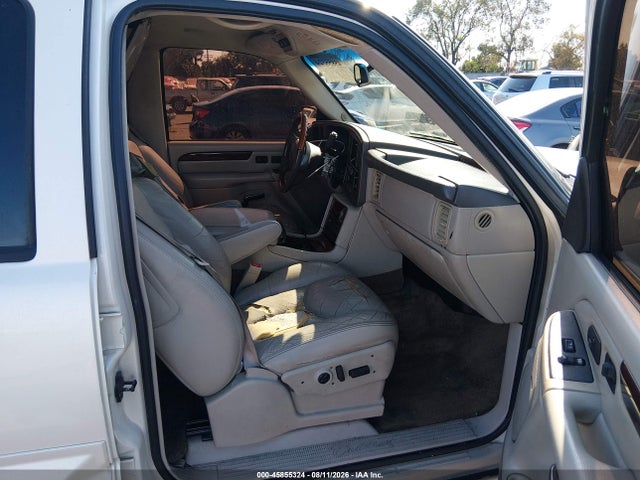 45855324 :رقم المزاد ، 1GYEC63T33R312460 vin ، 2003 Cadillac Escalade Standard مزاد بيع