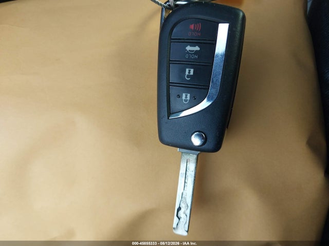 45855333 :رقم المزاد ، JTDEPRAE1LJ046385 vin ، 2020 Toyota Corolla Le مزاد بيع
