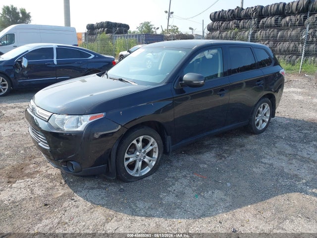 Mitsubishi Outlander Se 2014 JA4AD3A39EZ009571 Image 2