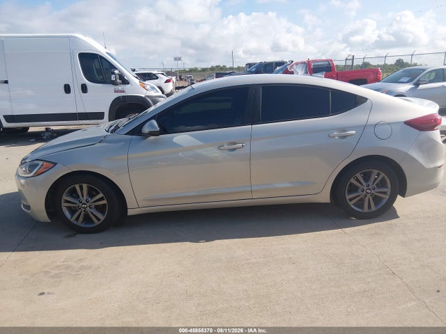 45855370 :رقم المزاد ، 5NPD84LF9JH281379 vin ، 2018 Hyundai Elantra Sel مزاد بيع