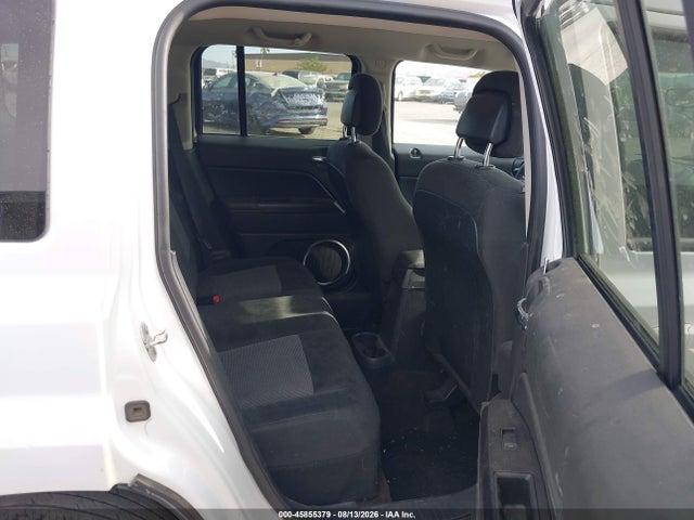 1C4NJPBA1FD334055 Jeep Patriot Sport