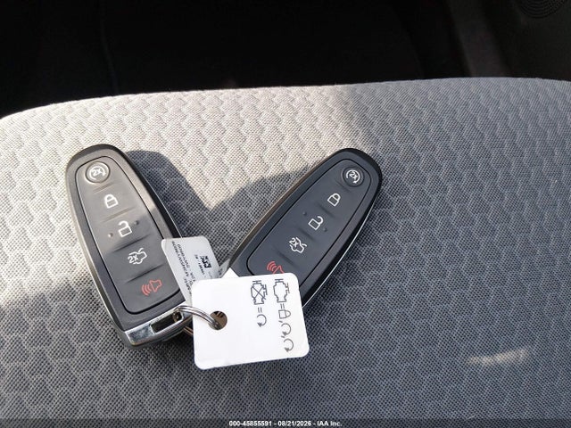 Продажа на аукционе авто 2019 Ford Escape Se, vin: 1FMCU9GD2KUA36889, номер лота: 45855591