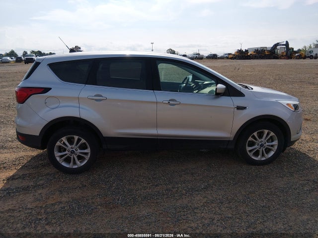 Продажа на аукционе авто 2019 Ford Escape Se, vin: 1FMCU9GD2KUA36889, номер лота: 45855591