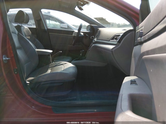 2017 Hyundai Elantra Limited მანქანა იყიდება აუქციონზე, vin: KMHD84LF0HU069577, აუქციონის ნომერი: 45855610