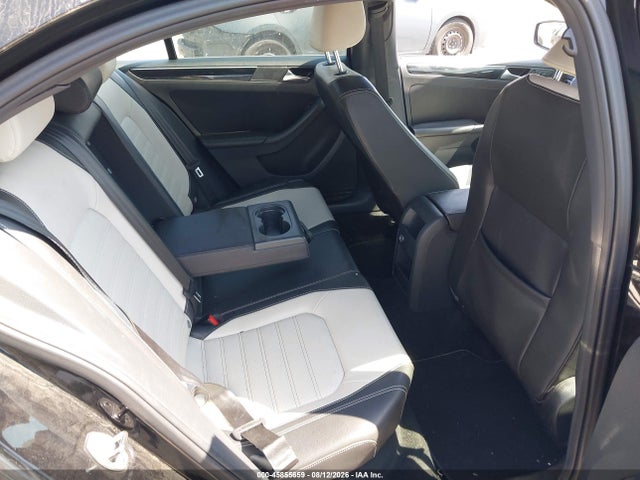 3VWD17AJ7FM405662 Volkswagen Jetta 1.8t Sport