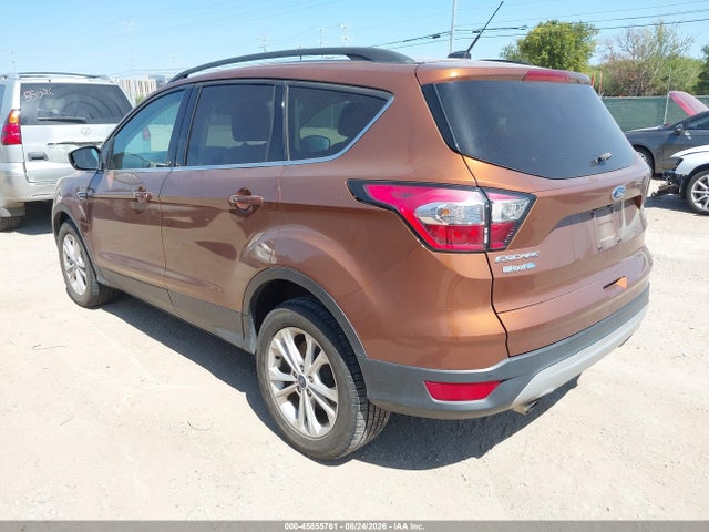 1FMCU0GDXHUE64598 Ford ESCAPE SE