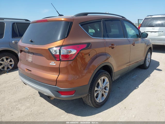 1FMCU0GDXHUE64598 Ford ESCAPE SE