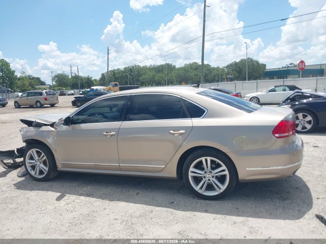Продаж на аукціоні авто 2015 Volkswagen Passat 1.8t Sel Premium, vin: 1VWCS7A33FC075269, номер лоту: 45855820