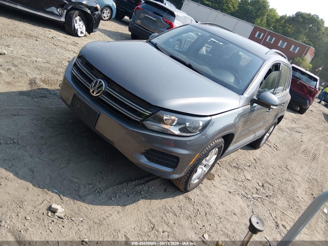 2015 Volkswagen Tiguan S მანქანა იყიდება აუქციონზე, vin: WVGBV7AX9FW615419, აუქციონის ნომერი: 45855880