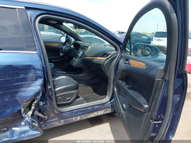Продаж на аукціоні авто 2015 Lincoln Mkc, vin: 5LMCJ2A9XFUJ00698, номер лоту: 45855929
