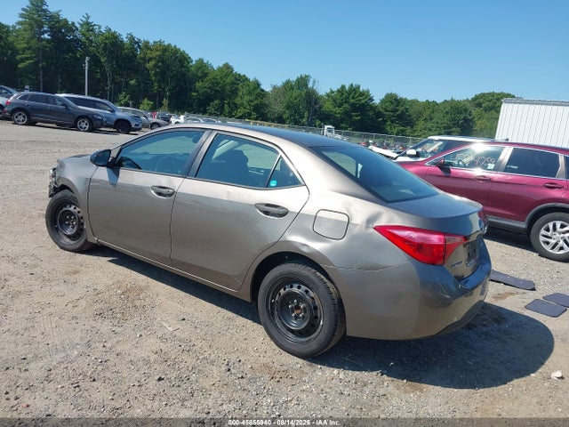 Toyota COROLLA LE 2018 2T1BURHE9JC989439 Image 3