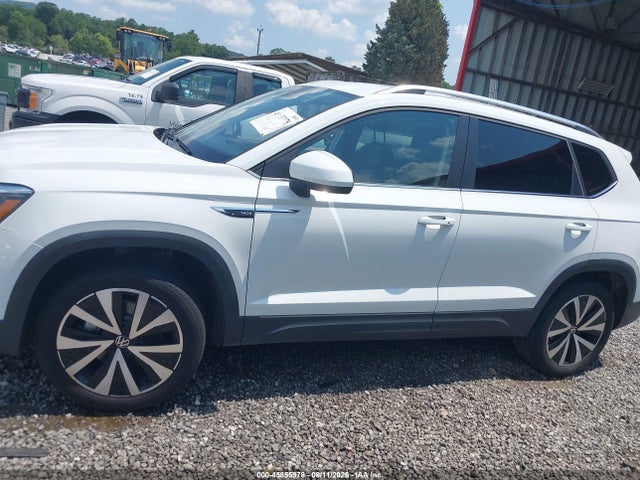 3VVWX7B29NM040208 Volkswagen Taos 1.5t Se