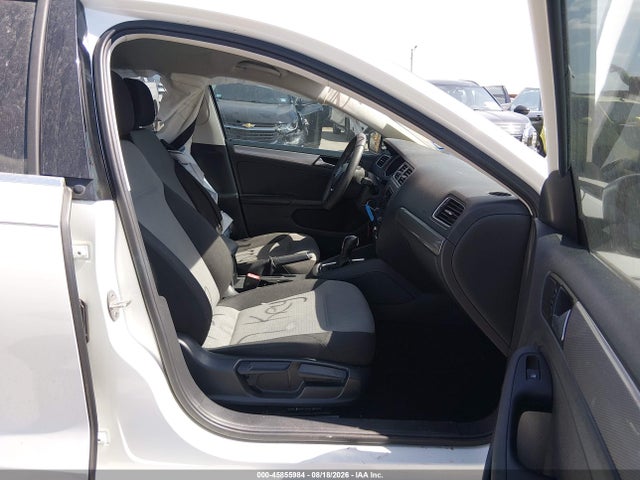 Продажа на аукционе авто 2017 Volkswagen Jetta 1.4t S, vin: 3VW2B7AJXHM363575, номер лота: 45855984
