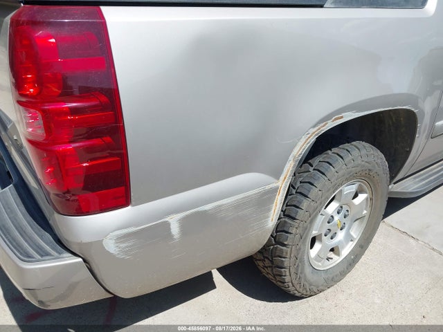 45856097 :رقم المزاد ، 3GNFK12317G136913 vin ، 2007 Chevrolet Avalanche 1500 Lt مزاد بيع