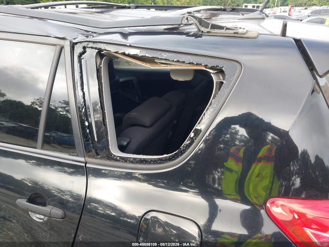 45856109 :رقم المزاد ، 2T3WK4DV1BW011749 vin ، 2011 Toyota Rav4 Sport V6 مزاد بيع