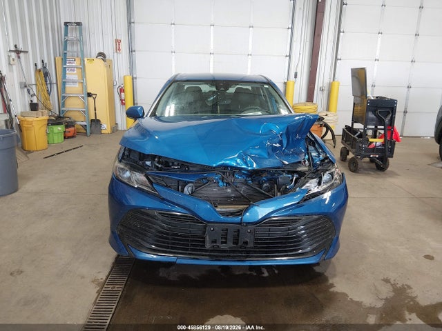45856129 :رقم المزاد ، 4T1B11HK0KU260973 vin ، 2019 Toyota Camry Le مزاد بيع
