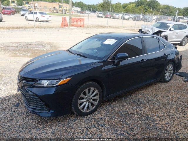 45856240 :رقم المزاد ، 4T1B11HK1JU604955 vin ، 2018 Toyota Camry L/le/xle/se/xse مزاد بيع