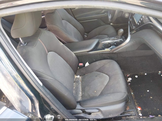 45856240 :رقم المزاد ، 4T1B11HK1JU604955 vin ، 2018 Toyota Camry L/le/xle/se/xse مزاد بيع