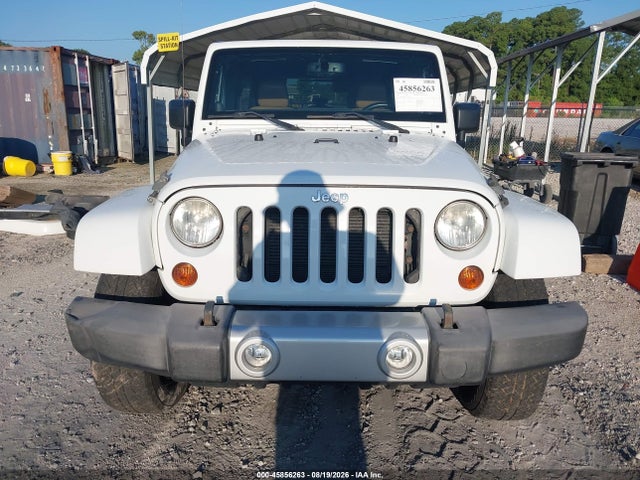 2013 Jeep Wrangler Unlimited Sahara მანქანა იყიდება აუქციონზე, vin: 1C4BJWEG1DL530612, აუქციონის ნომერი: 45856263