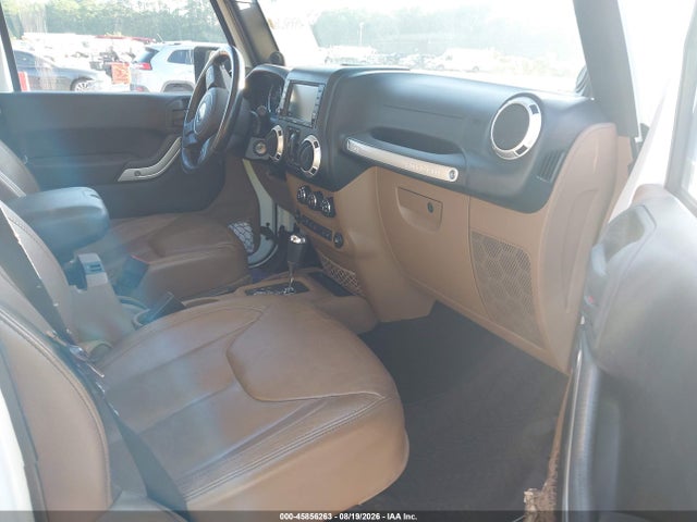 2013 Jeep Wrangler Unlimited Sahara მანქანა იყიდება აუქციონზე, vin: 1C4BJWEG1DL530612, აუქციონის ნომერი: 45856263
