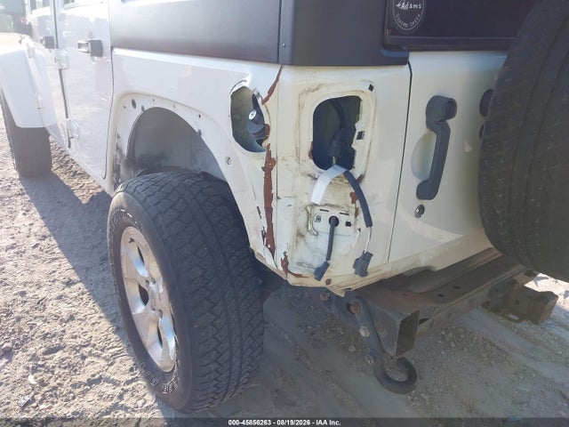 2013 Jeep Wrangler Unlimited Sahara მანქანა იყიდება აუქციონზე, vin: 1C4BJWEG1DL530612, აუქციონის ნომერი: 45856263