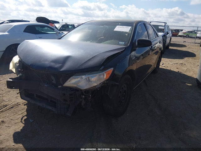 2014 Toyota Camry Hybrid Le მანქანა იყიდება აუქციონზე, vin: 4T1BD1FK9EU110214, აუქციონის ნომერი: 45856295