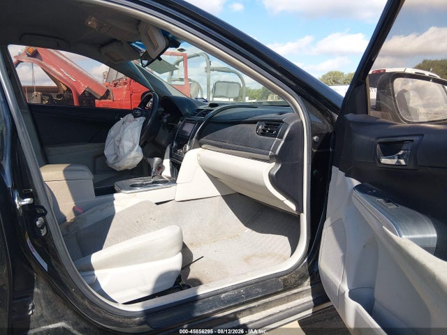 2014 Toyota Camry Hybrid Le მანქანა იყიდება აუქციონზე, vin: 4T1BD1FK9EU110214, აუქციონის ნომერი: 45856295