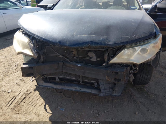2014 Toyota Camry Hybrid Le მანქანა იყიდება აუქციონზე, vin: 4T1BD1FK9EU110214, აუქციონის ნომერი: 45856295