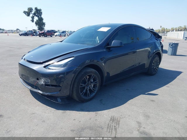2024 Tesla Model Y Long Range Dual Motor All-wheel Drive მანქანა იყიდება აუქციონზე, vin: 7SAYGDEE3RF199816, აუქციონის ნომერი: 45856323