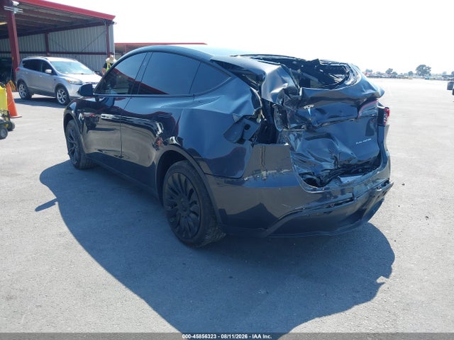 2024 Tesla Model Y Long Range Dual Motor All-wheel Drive მანქანა იყიდება აუქციონზე, vin: 7SAYGDEE3RF199816, აუქციონის ნომერი: 45856323