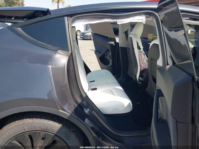 2024 Tesla Model Y Long Range Dual Motor All-wheel Drive მანქანა იყიდება აუქციონზე, vin: 7SAYGDEE3RF199816, აუქციონის ნომერი: 45856323