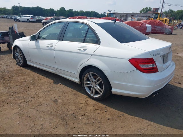 45856377 :رقم المزاد ، WDDGF8AB7DR243050 vin ، 2013 Mercedes-benz C 300 Sport 4matic مزاد بيع